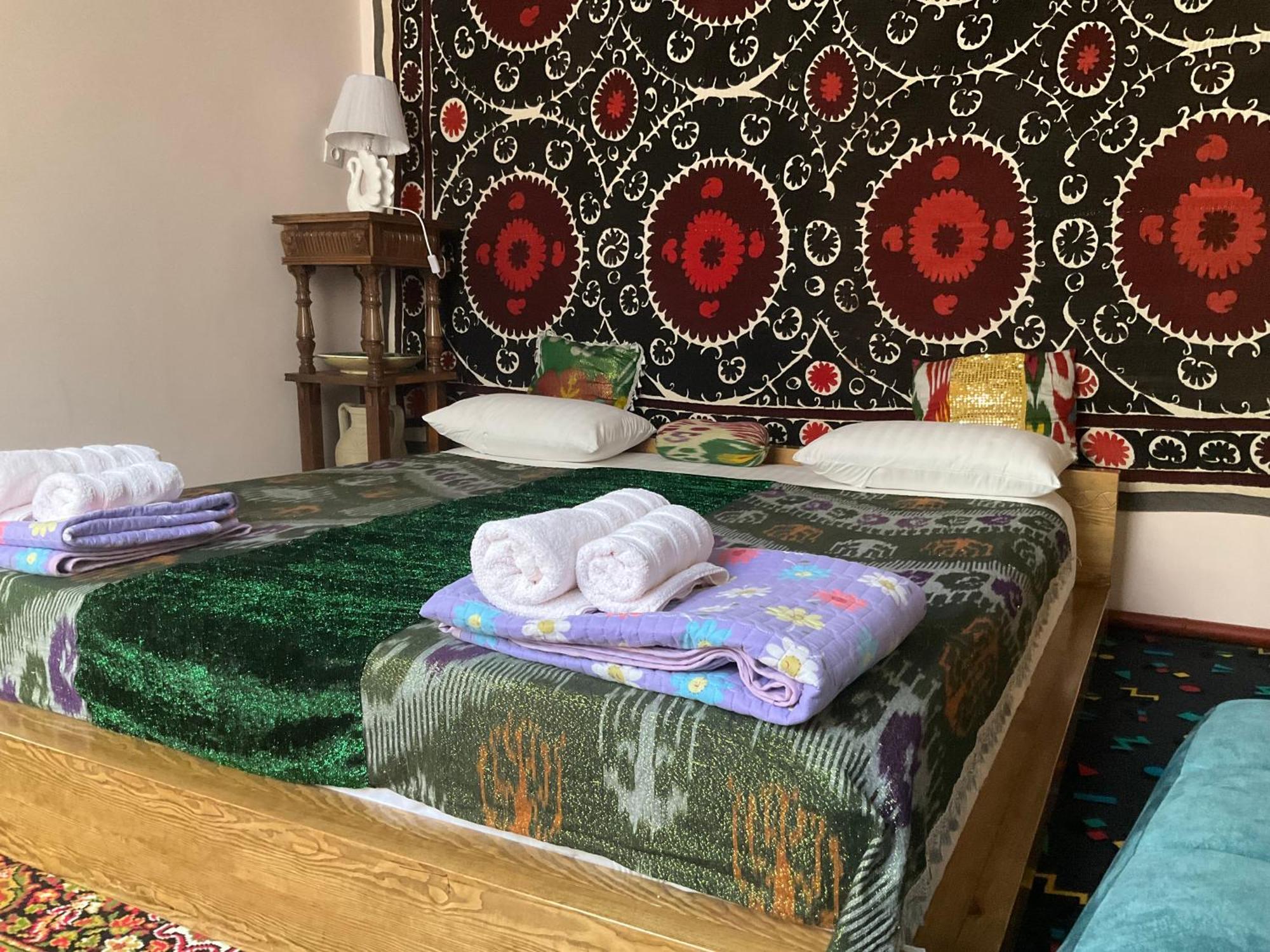 Barlos - Уютная, Семейная Атмосфера Buhara Dış mekan fotoğraf